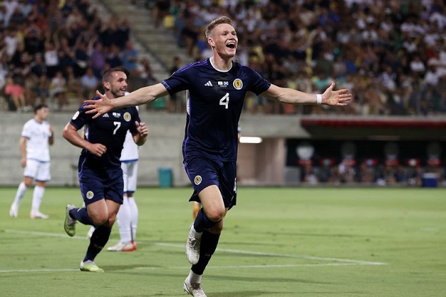 'Best player in the world' - Manchester United sent Scott McTominay message after another Scotland goal - Bóng Đá