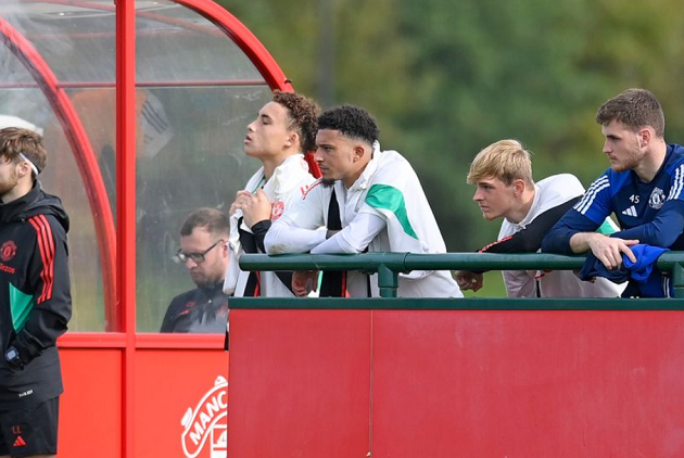 Jadon Sancho xem U18 đá - Bóng Đá