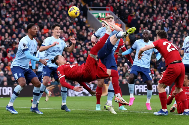 Darwin Nunez scores 'outrageous' overhead kick – but Liverpool goal is disallowed - Bóng Đá