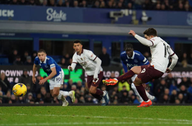 Nhấn chìm Everton hiệp hai, Man City trở lại đường đua vô địch - Bóng Đá