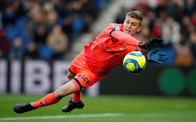NÓNG! Arsenal tiếp tục thanh lý cầu thủ