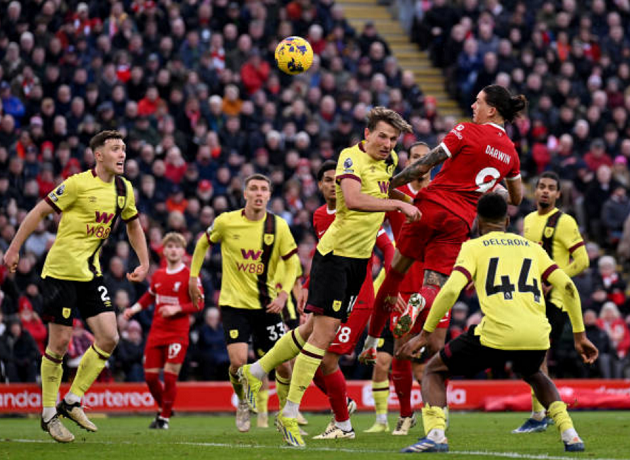 Hạ sát Burnley, Liverpool nhanh chóng lấy lại ngôi đầu bảng  - Bóng Đá