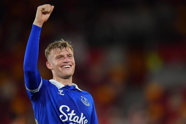 Branthwaite có thể mang về cho Everton một khoảng tiền lớn.