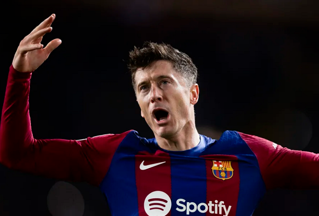 Robert Lewandowski reveals who he wants Barcelona to draw in Champions League quarter-finals - Bóng Đá