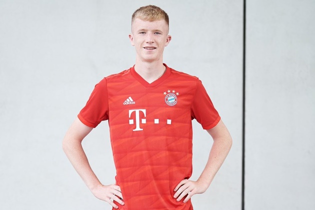 Why Bayern Munich? The two paths of Alphonso Davies and Liam Morrison - Bóng Đá