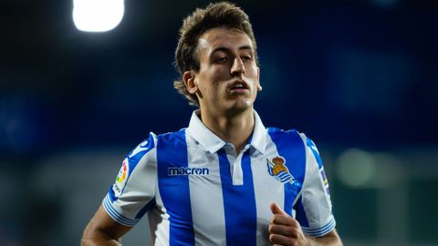 Arsenal: Fans ask for Mikel Oyarzabal in exchange for Nacho Monreal in transfer deal with Real Sociedad - Bóng Đá