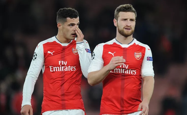 ARSENAL FANS BLAME MUSTAFI AND XHAKA AFTER LEARNING COLLECTIVE PENALTY STAT - Bóng Đá