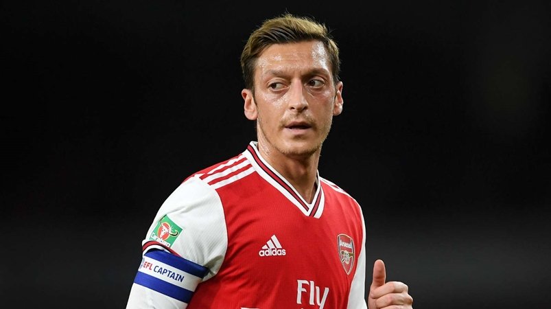Arsenal prepares to let ozil go for free as they try to renew aubameyang's contract - Bóng Đá
