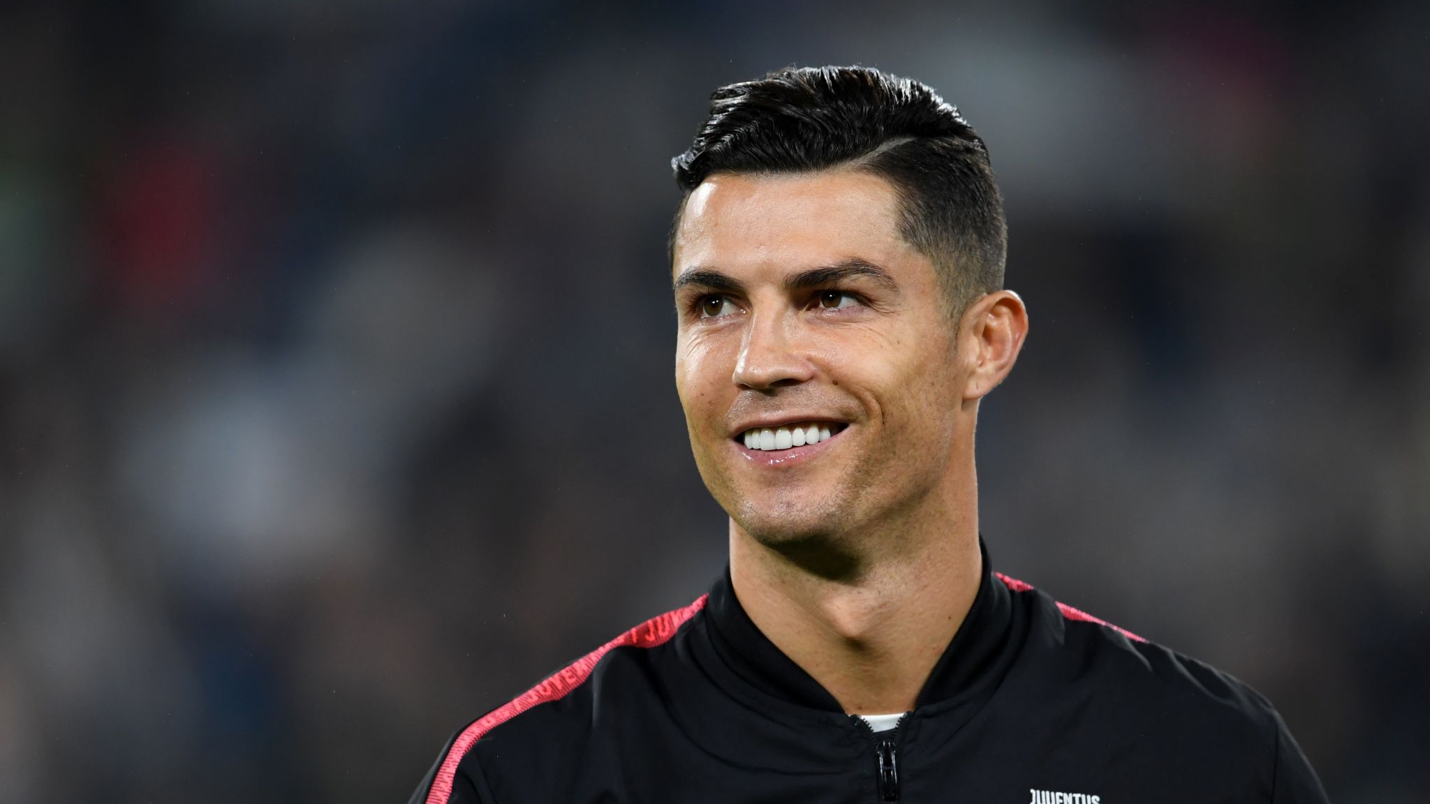 Ronaldo won't leave Juventus amid man utd rumours - Bóng Đá