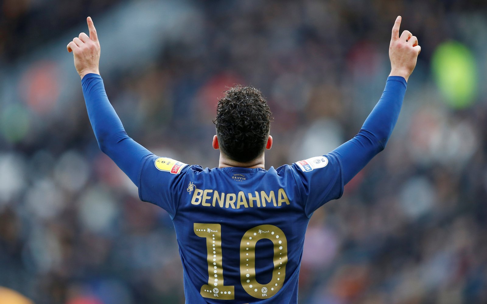 Chelsea makes move for Benrahma - Bóng Đá