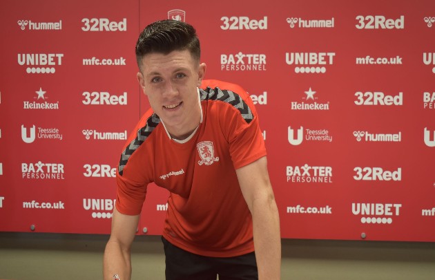 Arsenal and Chelsea suffer transfer blow as teenage hotshot Calum Kavanagh signs three-year contract at Middlesbrough - Bóng Đá