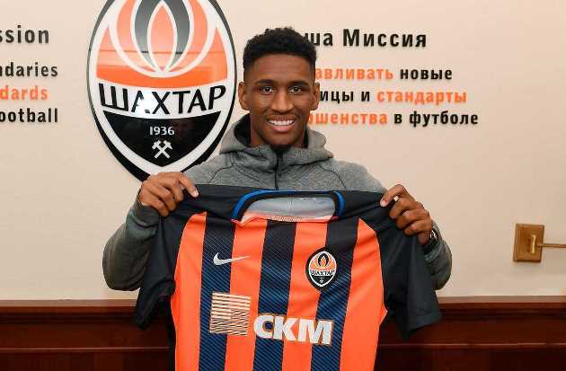 Shakhtar Donetsk star Tete repeats desire to join Liverpool or Manchester United - Bóng Đá