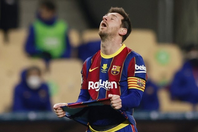 Lionel Messi 'learning French' amid Paris Saint-Germain links - Bóng Đá