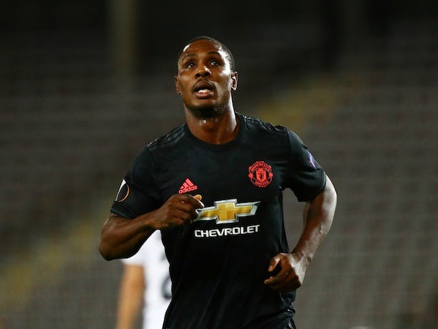 Released Man Utd striker Ighalo passes Al Shabab medical - Bóng Đá