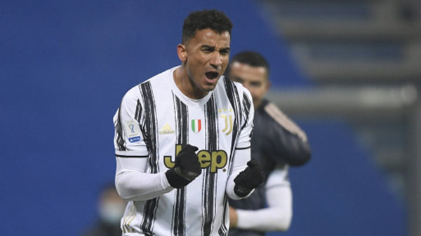 Danilo on Cristiano Ronaldo - Bóng Đá