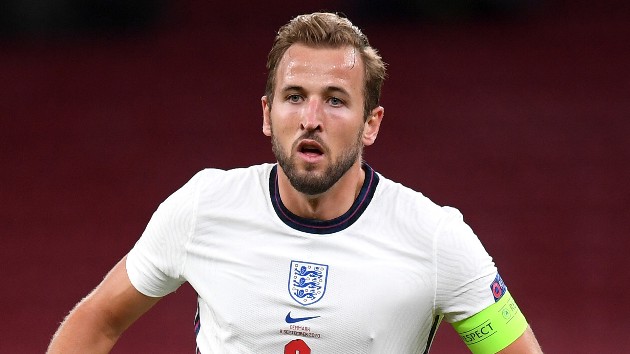 Harry Kane scored on all seven days of the week for England, becoming only the third player to do so for the Three  - Bóng Đá
