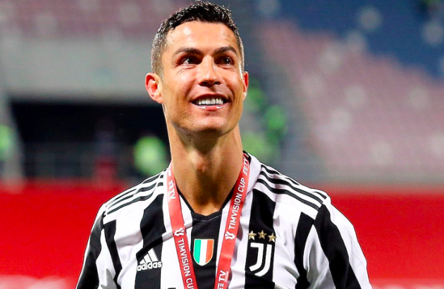 Cristiano Ronaldo tells Juventus teammates he's off to Man City - Bóng Đá