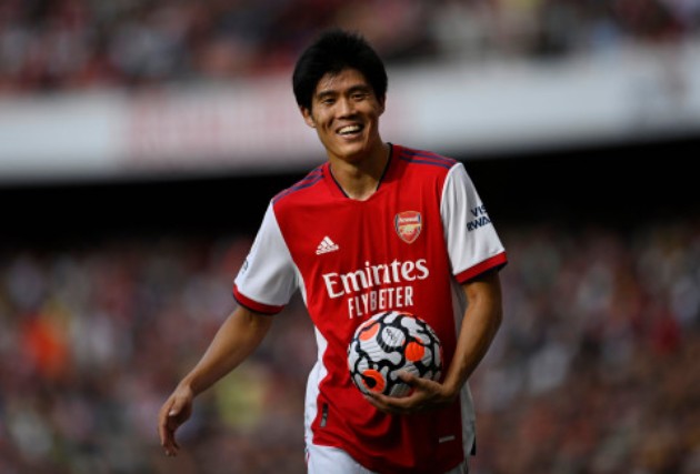 Takehiro Tomiyasu for Arsenal against Burnley: - Bóng Đá