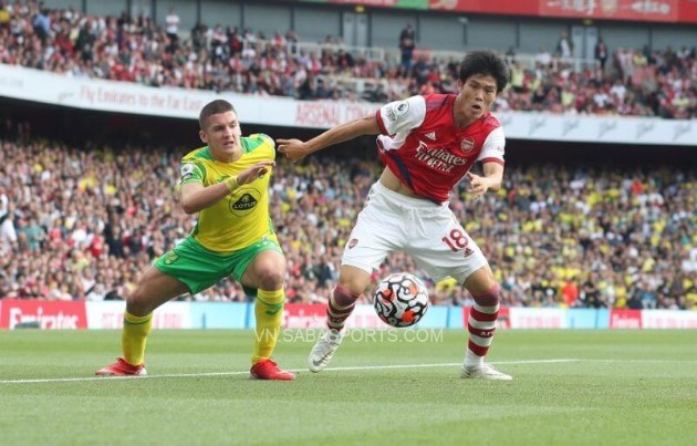 Takehiro Tomiyasu for Arsenal against Burnley: - Bóng Đá