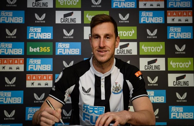 Newcastle United sign Chris Wood from Burnley - Bóng Đá