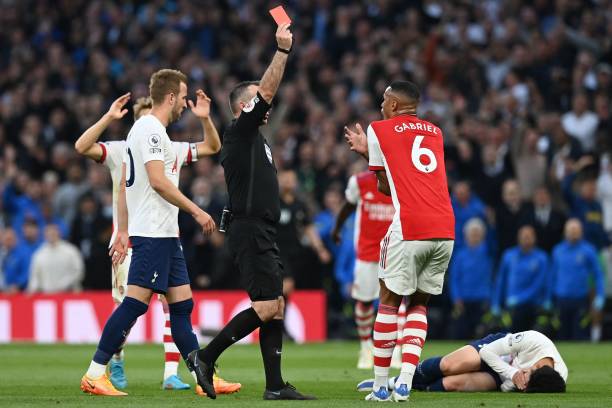 Thẻ đỏ tai hại, Arsenal bị hủy diệt dưới tay Tottenham  - Bóng Đá