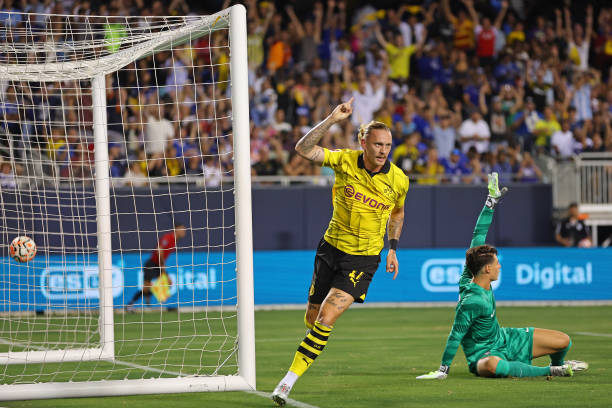 Dortmund có được bàn thắng dẫn trước.