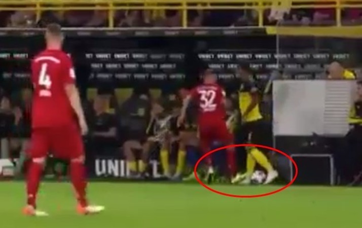 Zorc feels Kimmich’s stomp on Sancho was a clear red card - Bóng Đá