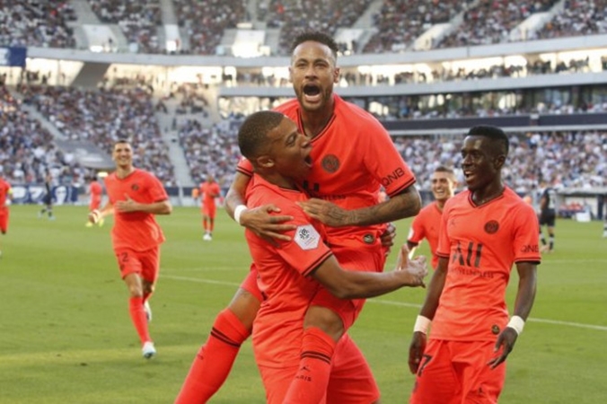 Ngã ngửa với cách Neymar ví von hài hước về CĐV PSG - Bóng Đá