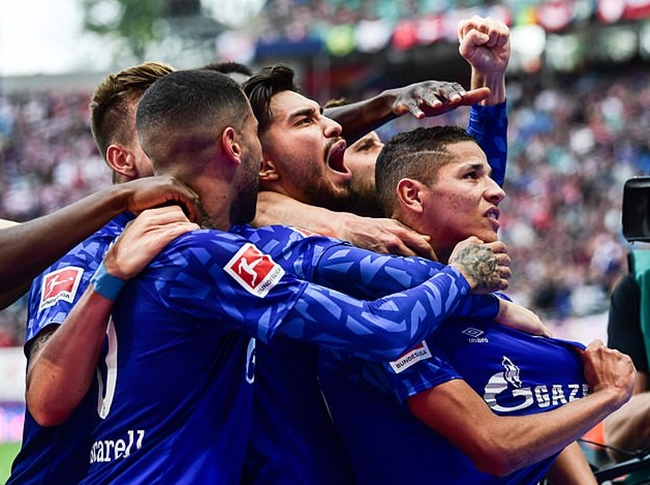 Những điểm nhấn quan trọng nhất vòng 6 Bundesliga: Ngôi đầu đổi chủ - Bóng Đá