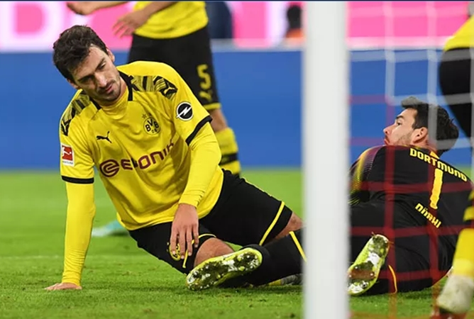 Thua đau Bayern, NHM Dortmund điên tiết muốn tống khứ 2 cái tên - Bóng Đá