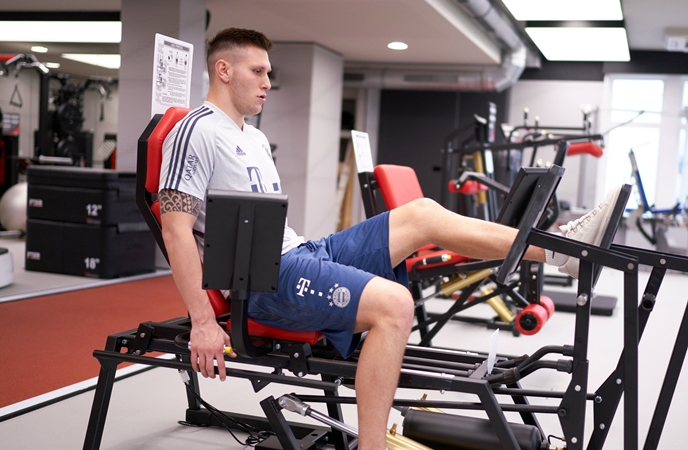 Niklas Sule working hard for return - Bóng Đá