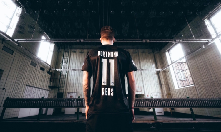 Borussia Dortmund 110th Anniversary Blackout Kit Released - Bóng Đá