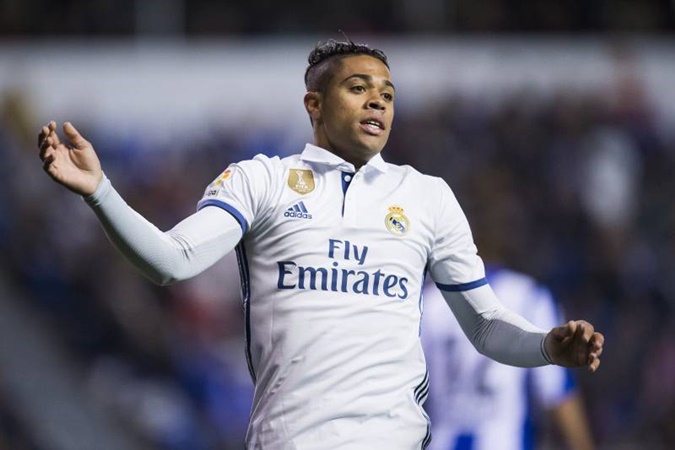 Real Madrid: Lyon interested in reunion with Mariano Diaz - Bóng Đá