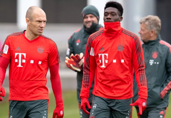 Alphonso Davies: 'Arjen Robben was my favorite player' - Bóng Đá