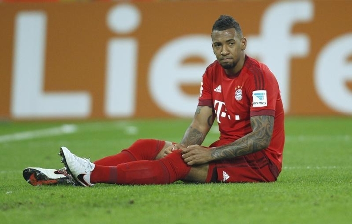 Boateng suffered a knock to his back against Hoffenheim - Bóng Đá