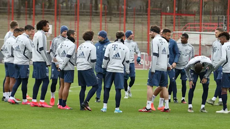 Martinez, Goretzka trở lại - Bóng Đá