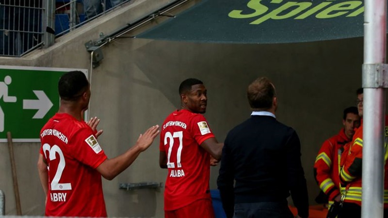  Bizarre finale see Bayern & Hoffenheim pass ball between themselves for final 13 minutes - Bóng Đá