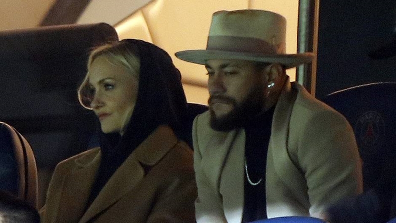 Neymar rumoured to be in a relationship German journalist - Bóng Đá