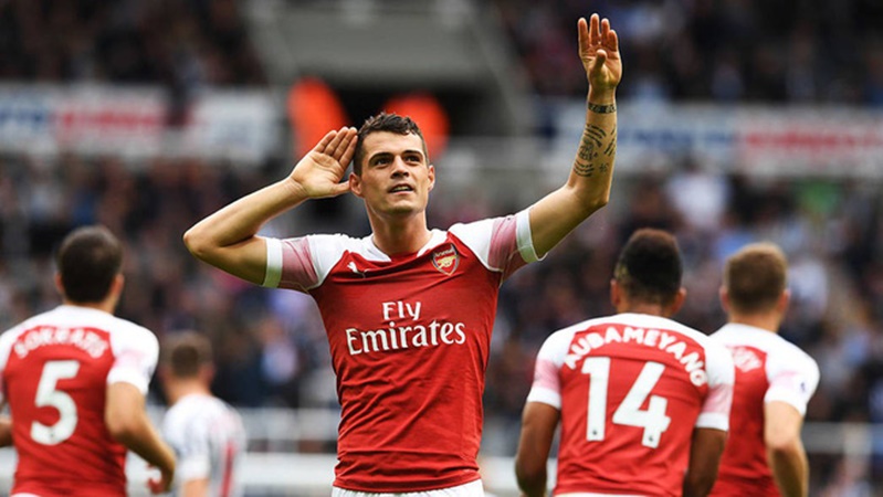 Thắng nhọc West Ham, Xhaka gửi 1 thông điệp đến NHM Arsenal - Bóng Đá