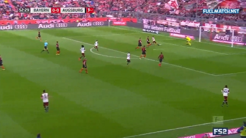 Boateng bấm bóng thiên tài giúp Muller ghi bàn - Bóng Đá