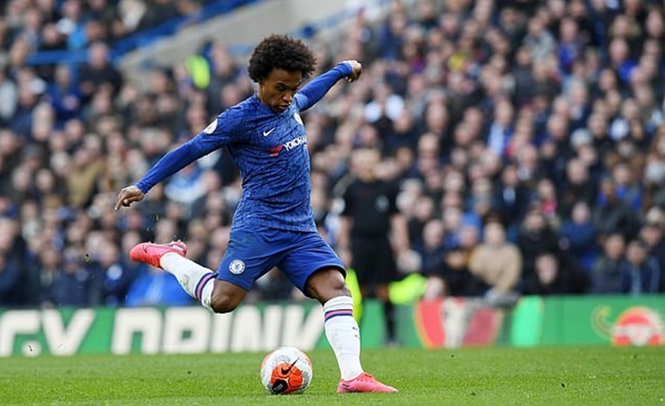Juventus 'join Arsenal and Tottenham in race for Willian... but Chelsea star's family would prefer to stay in London' - Bóng Đá