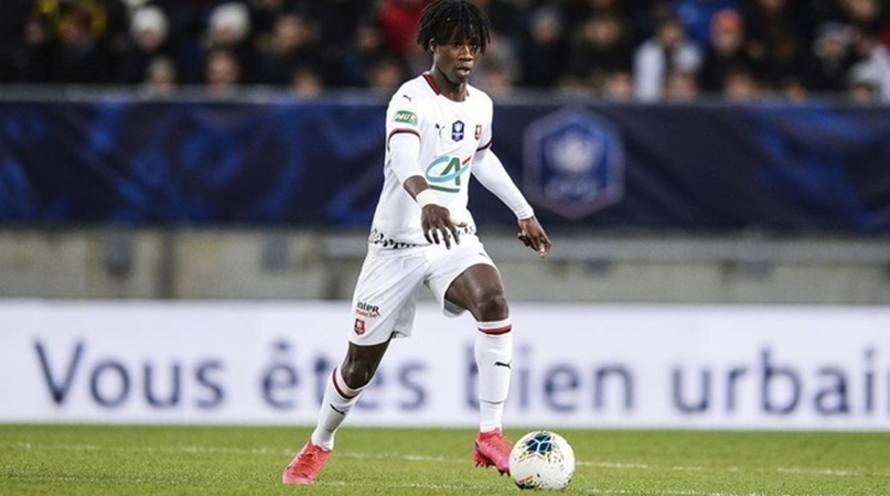 Real Madrid 'could have to wait extra year for Eduardo Camavinga' - Bóng Đá