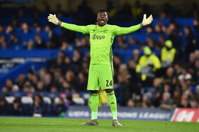 Dortmund reportedly keeping an eye on Ajax goalkeeper André Onana - Bóng Đá