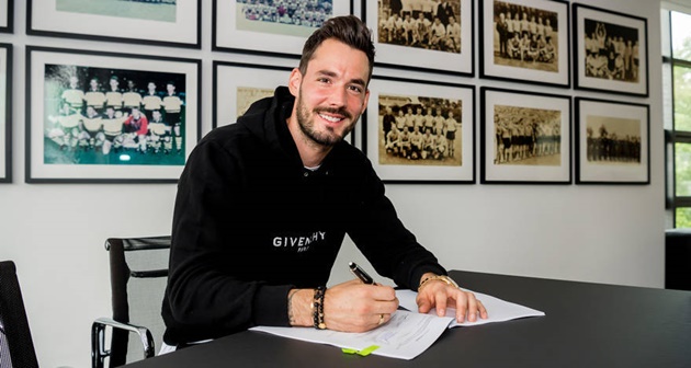 Roman Bürki signs contract extension with Borussia Dortmund - Bóng Đá