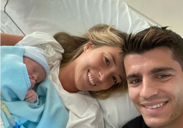 Alvaro Morata celebrates birth of twins - Bóng Đá