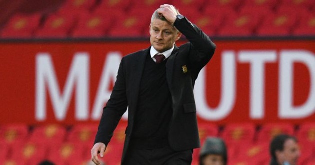 Report claims ‘divided dressing room’ reason for Man Utd exits - Bóng Đá