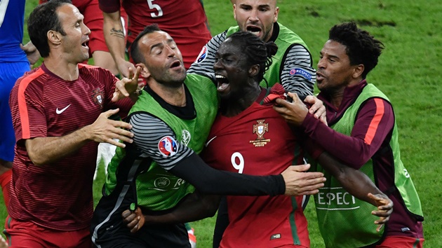 Khoảnh khắc đáng nhớ trận chung kết EURO 2016 - Bóng Đá