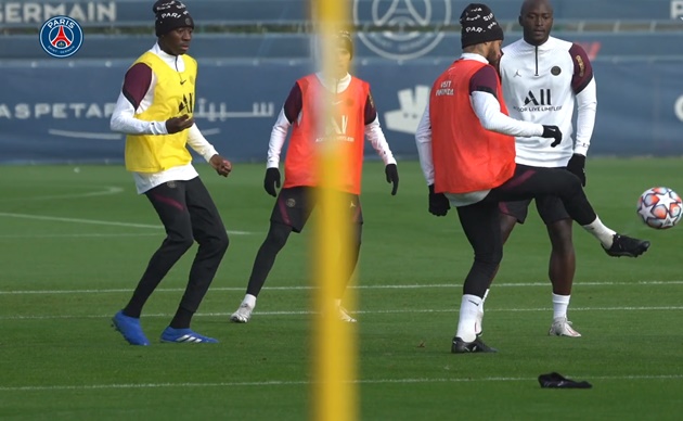 Neymar return training - Bóng Đá