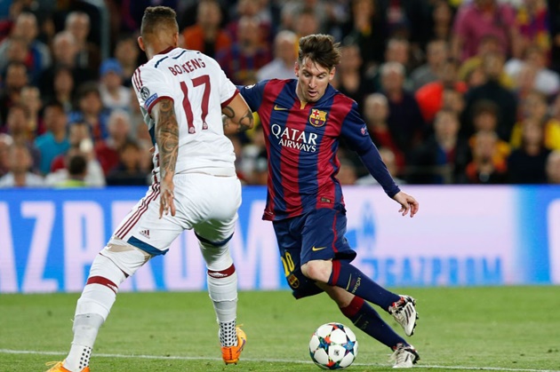 Lionel Messi skill against Sergio Ramos - Bóng Đá