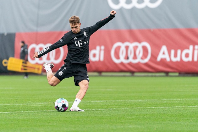 Joshua Kimmich is traveling with the team to Leverkusen and will be in the squad for tomorrow's game - Bóng Đá
